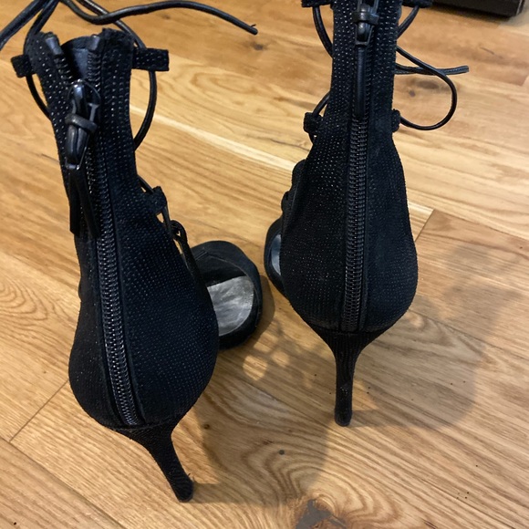 Stuart Weitzman Legwrap Heels - Picture 4 of 8